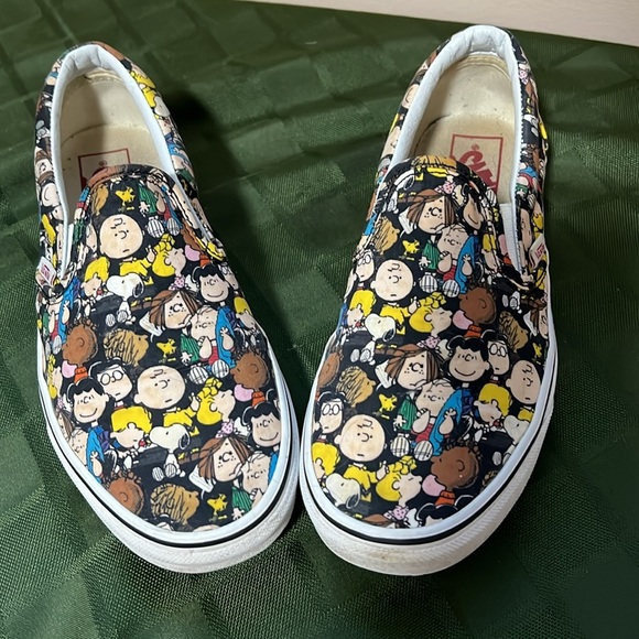 Vans Shoes - 2017 Vans Peanuts Slip Ons